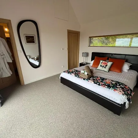Сasa de vacaciones Lakeview Callow Luxury Retreat For Couples & Families Ideal Base For County Mayo *