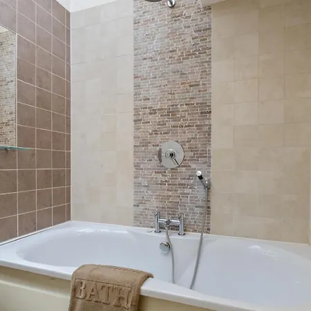 Сasa de vacaciones Lakeview Callow Luxury Retreat For Couples & Families Ideal Base For County Mayo