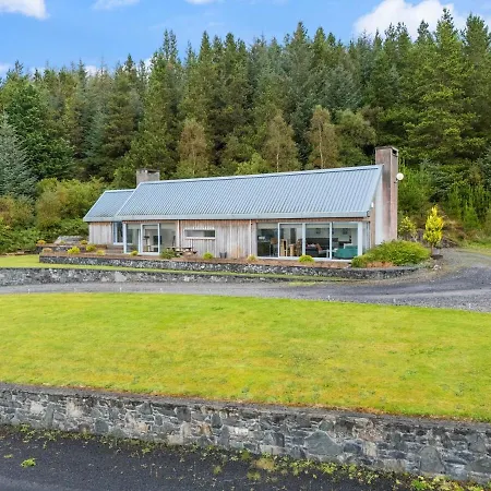 Luxury Escape In County Mayo With Stunning Lake Views Foxford